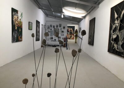 Exposición de la luz y el abismo