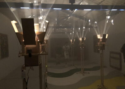 Exposición de la luz y el abismo