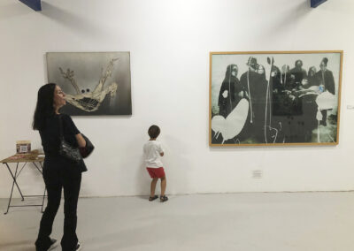 La loma del olvido. Exposición Por muchos motivos. 2025